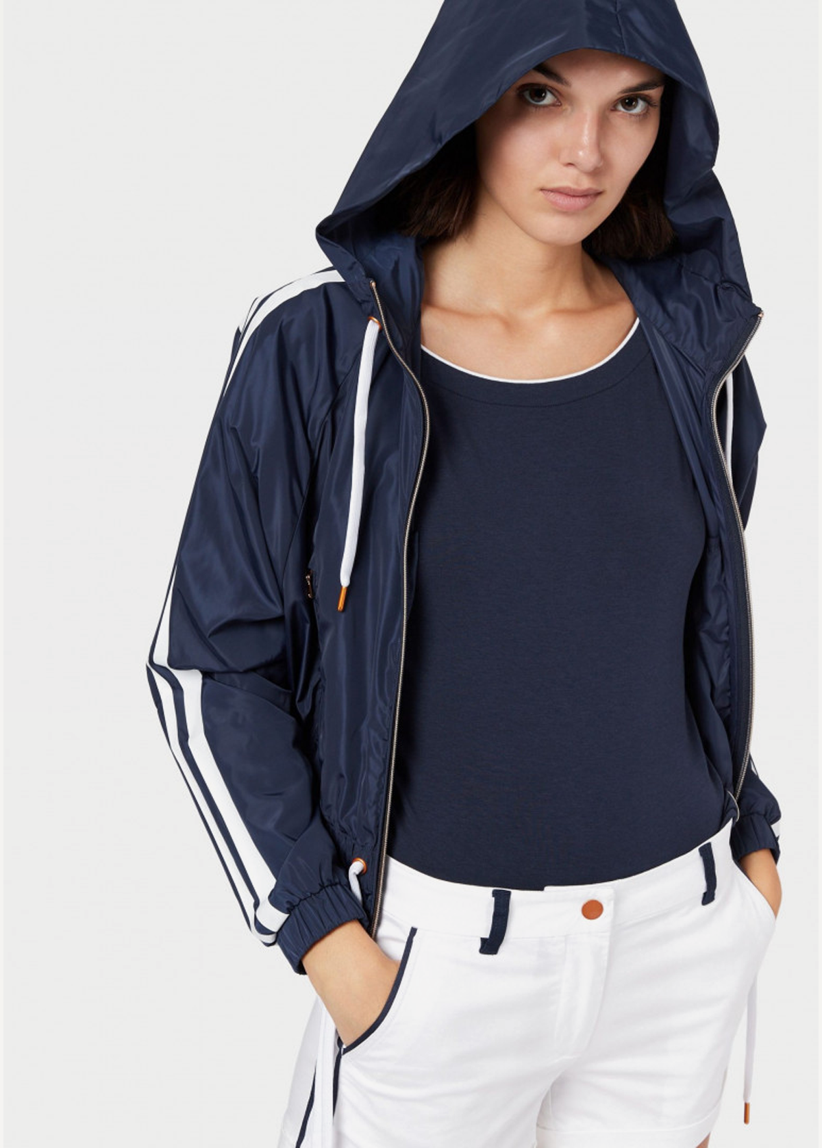 Жіноча футболка з джерсі темно-синього кольору EA7 Emporio Armani