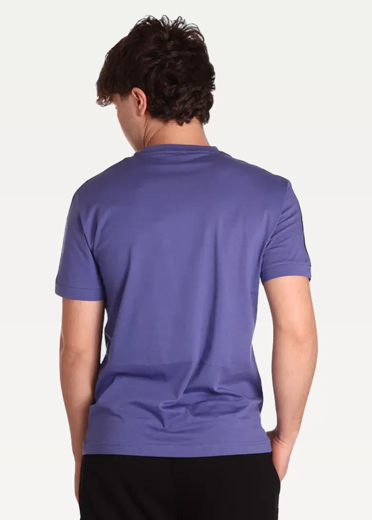 Футболка чоловіча EA7 Emporio Armani T-SHIRT фіолетового кольору