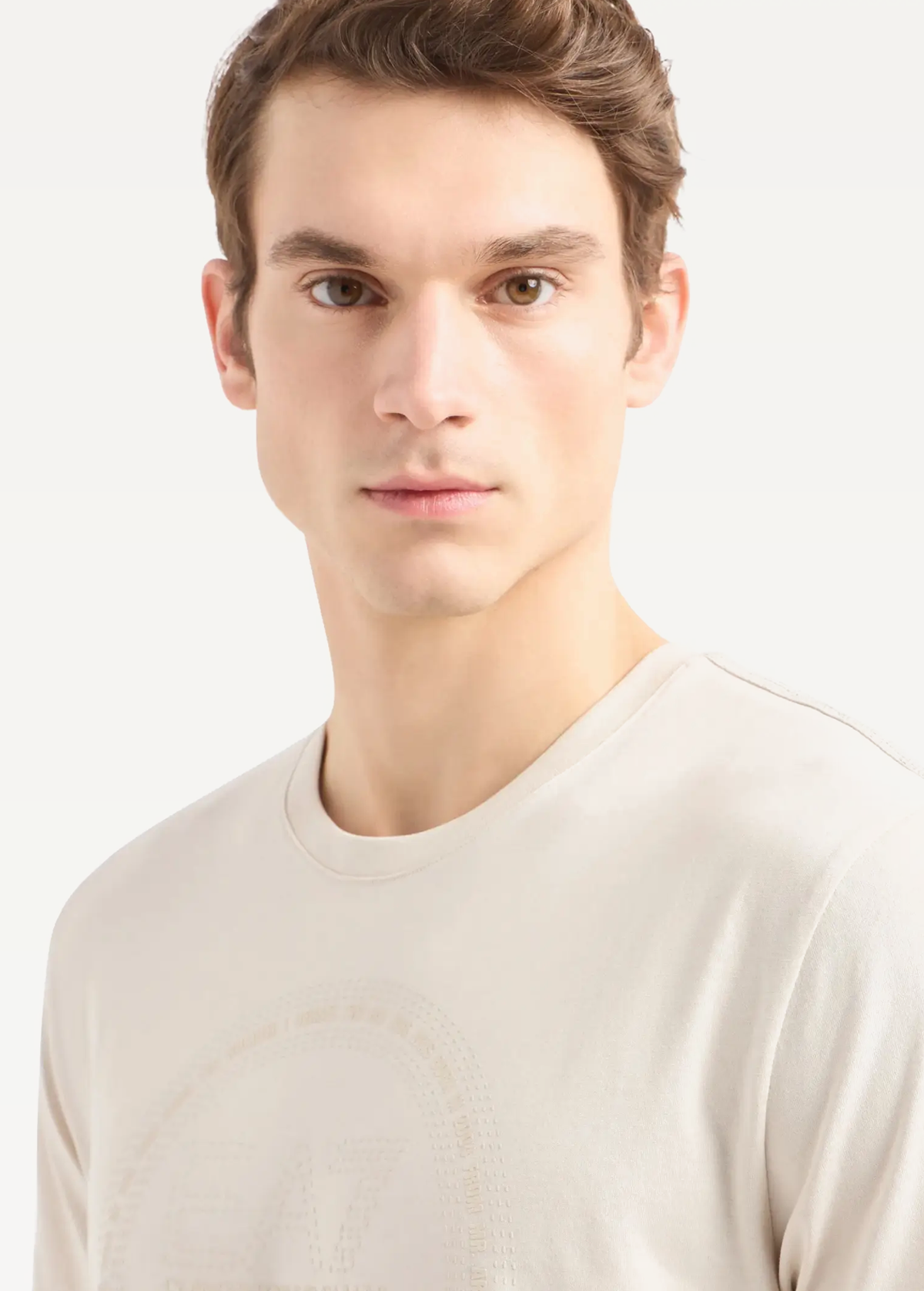 Футболка чоловіча EA7 Emporio Armani T-SHIRT молочного кольору