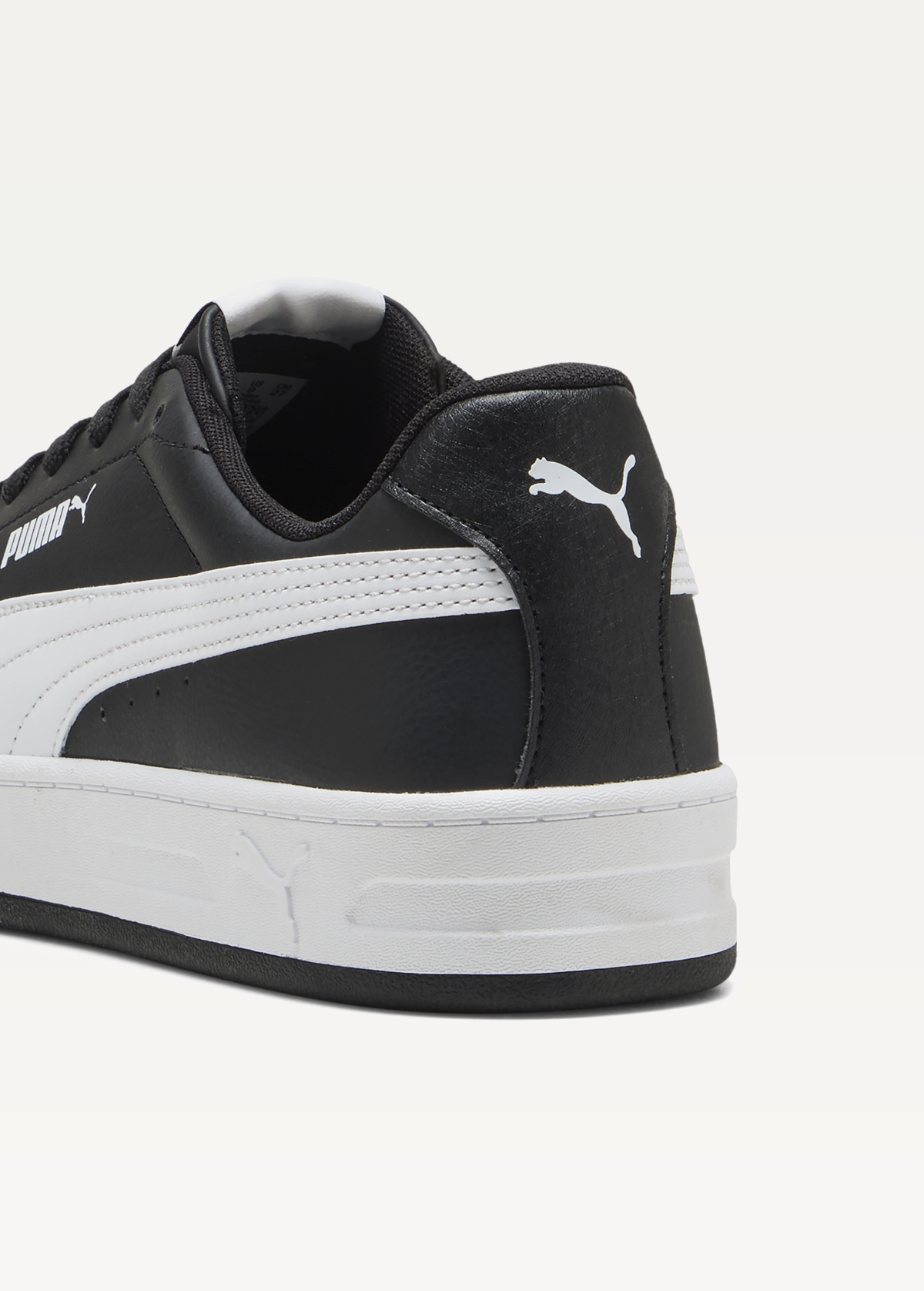 Кросівки чоловічі PUMA Court Classic Clean чорного кольору