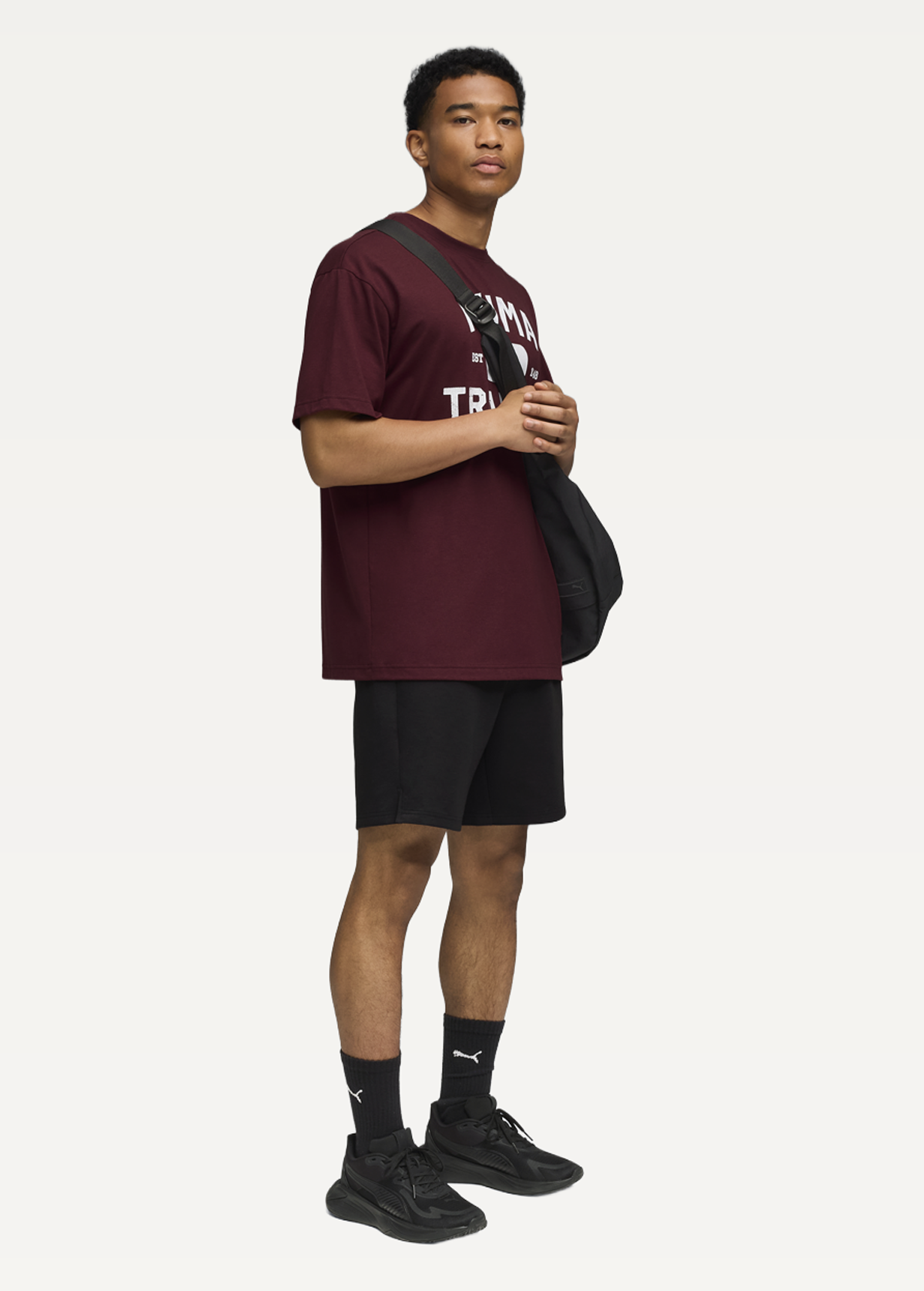 Шорти чоловічі спортивні PUMA M CLOUDSPUN 7' SHORT чорного кольору