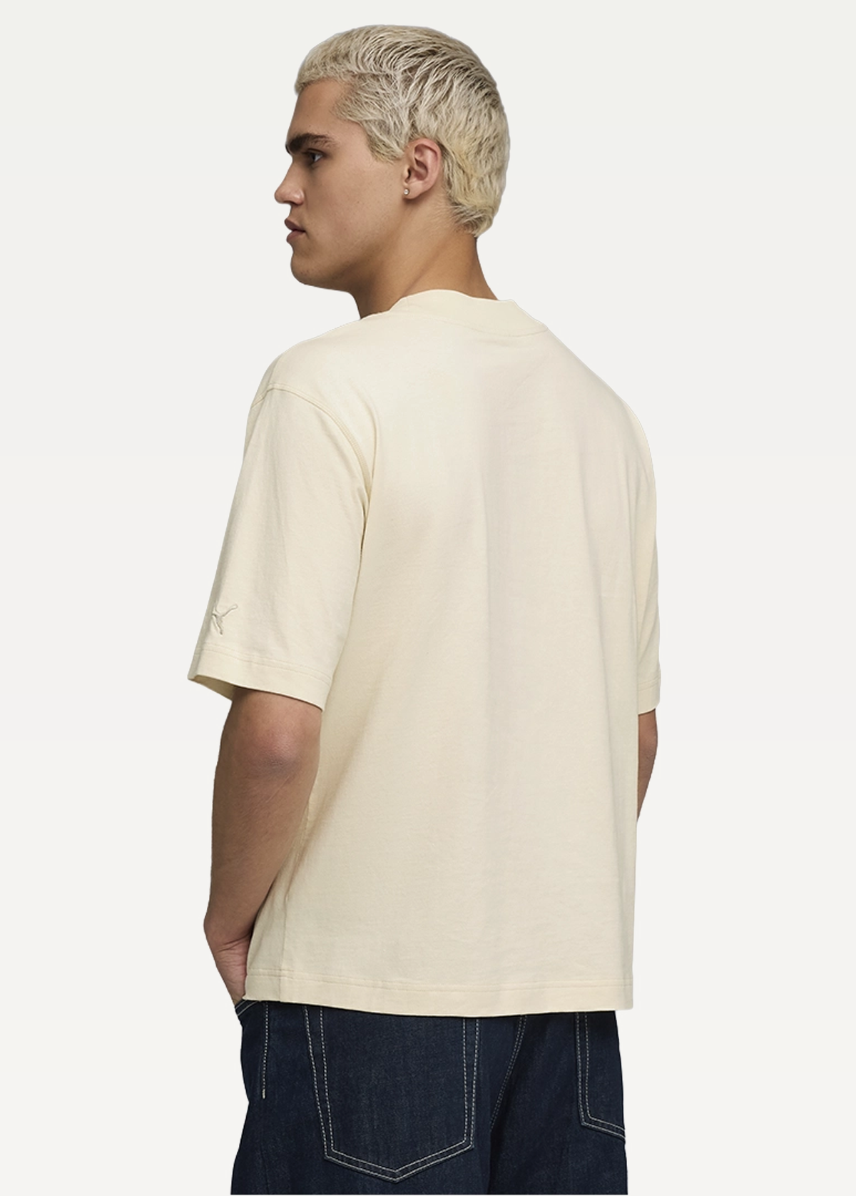 Футболка PUMA PREMIUM ESS Graphic Boxy Unisex Tee Alpine Snow