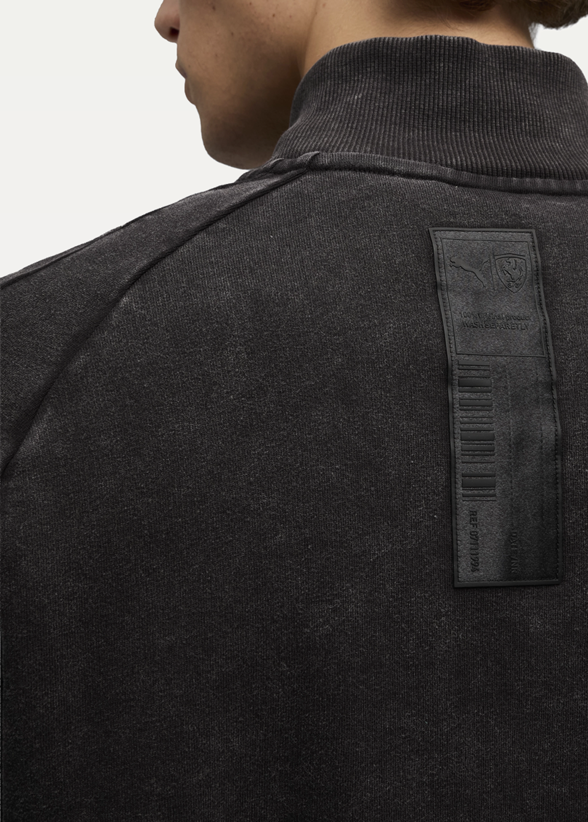 Олімпійка чоловіча PUMA Ferrari T7 Jacket чорного кольору