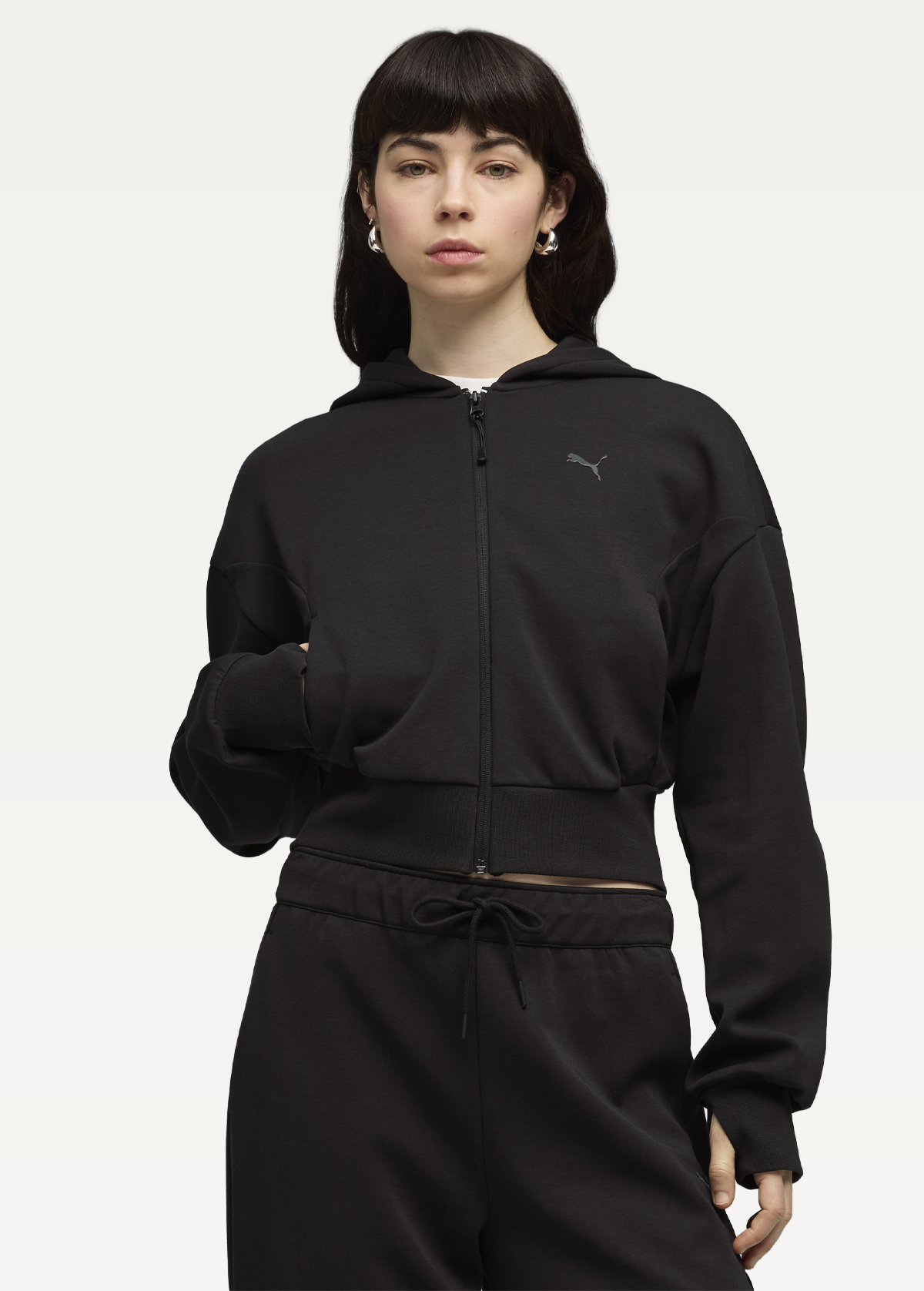 Худи женское PUMA PUMATECH SENSE FZ Hoodie DK черного цвета