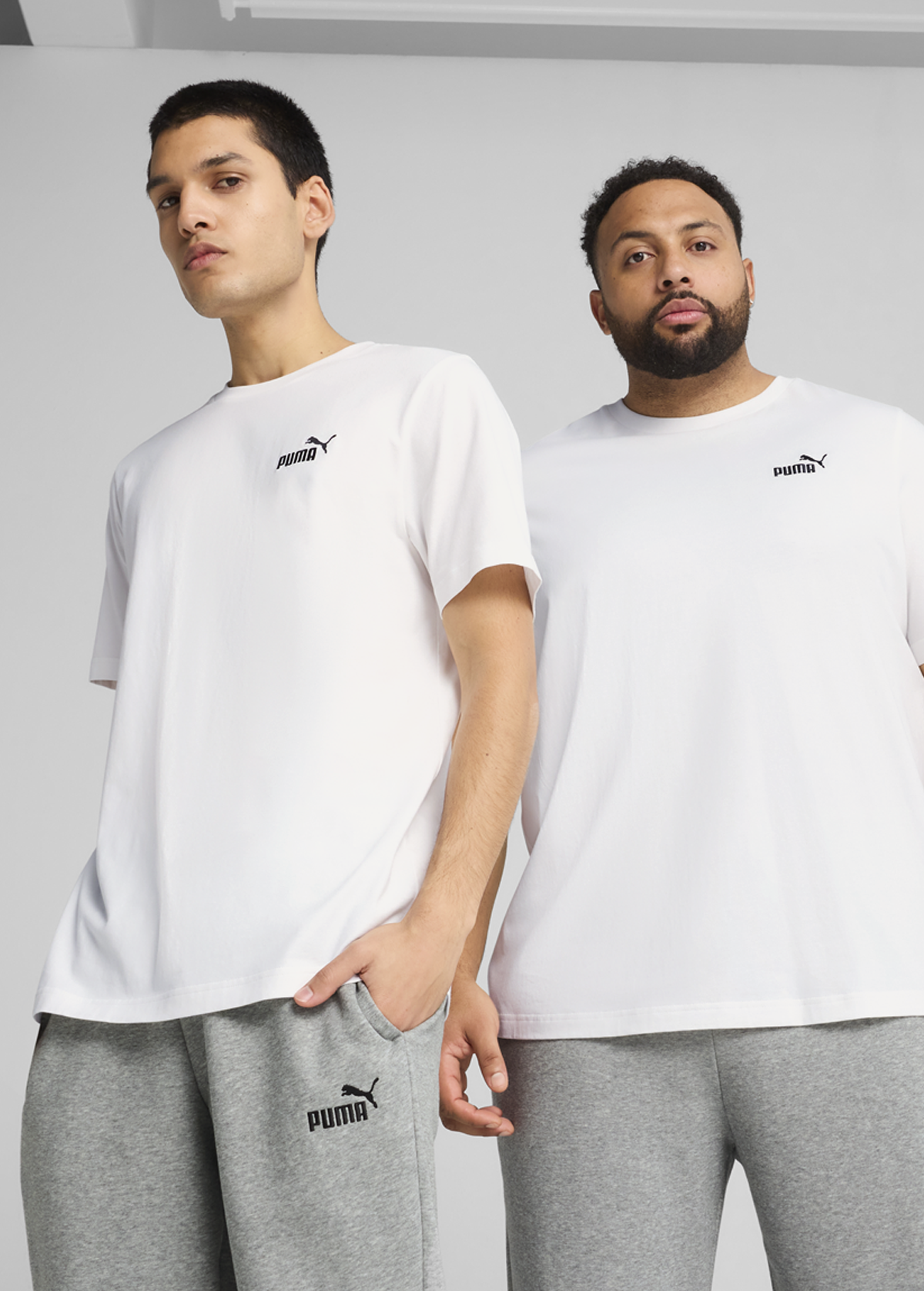 Футболка чоловіча PUMA ESS Small No. 1 Logo Tee білого кольору