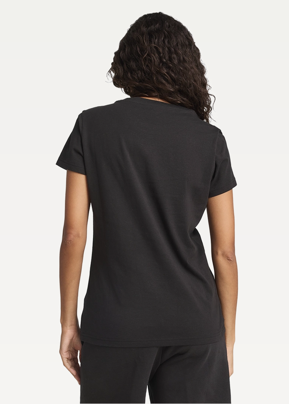 Футболка жіноча PUMA SCRIPT Tee чорного кольору