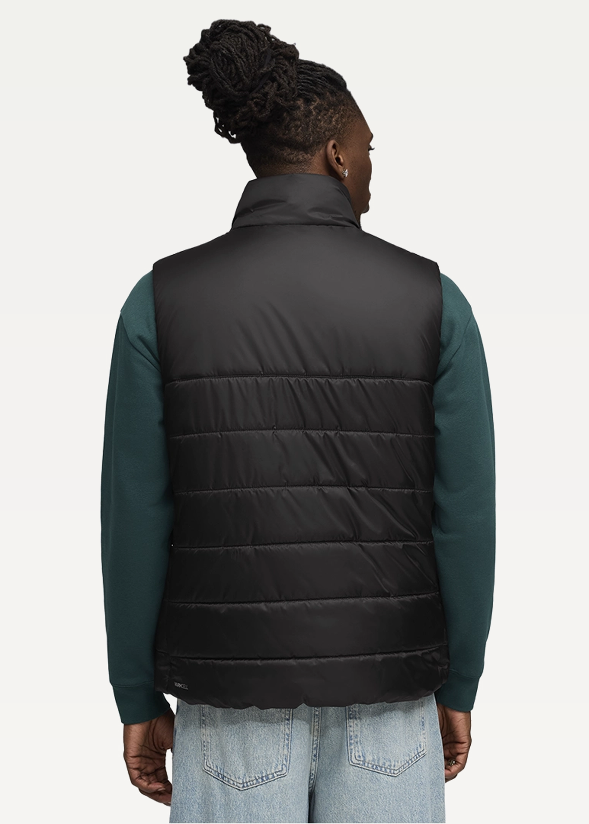 Жилет чоловічий PUMA ESS Padded Vest Black чорного кольору