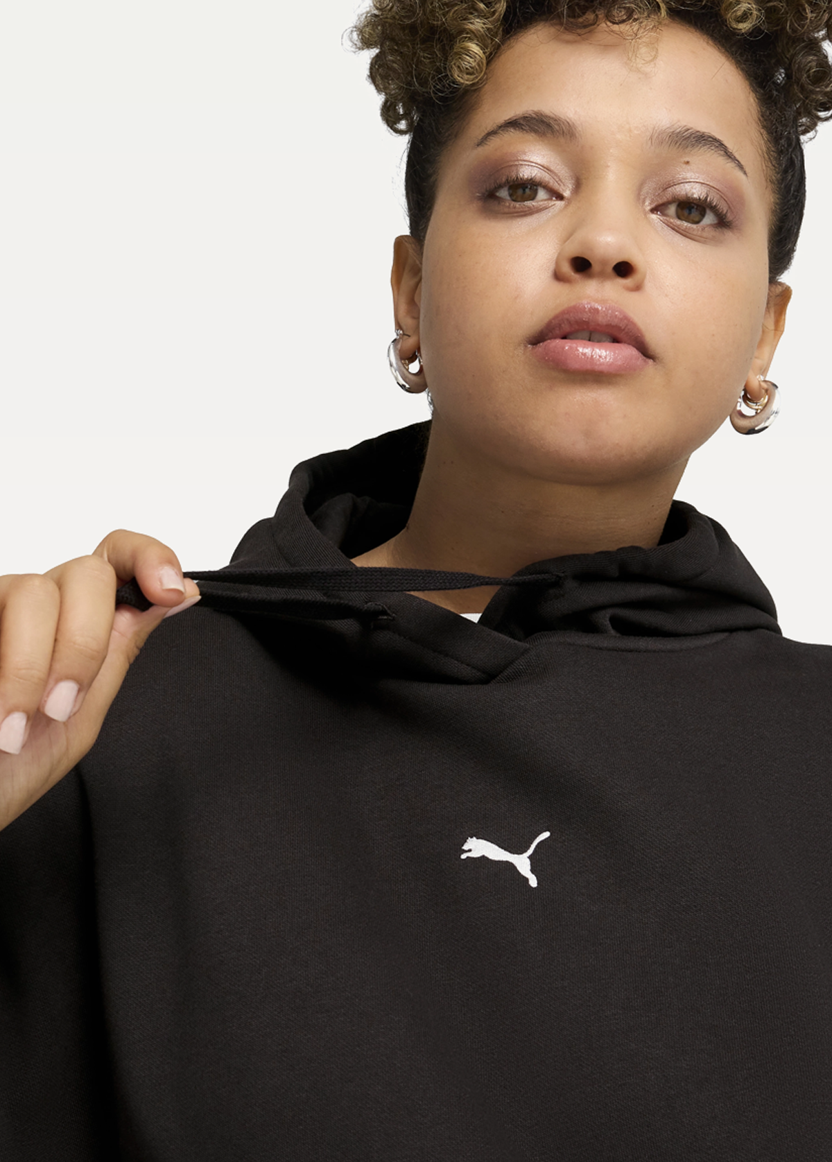 Худі жіноче PUMA ESS Oversized Hoodie чорного кольору