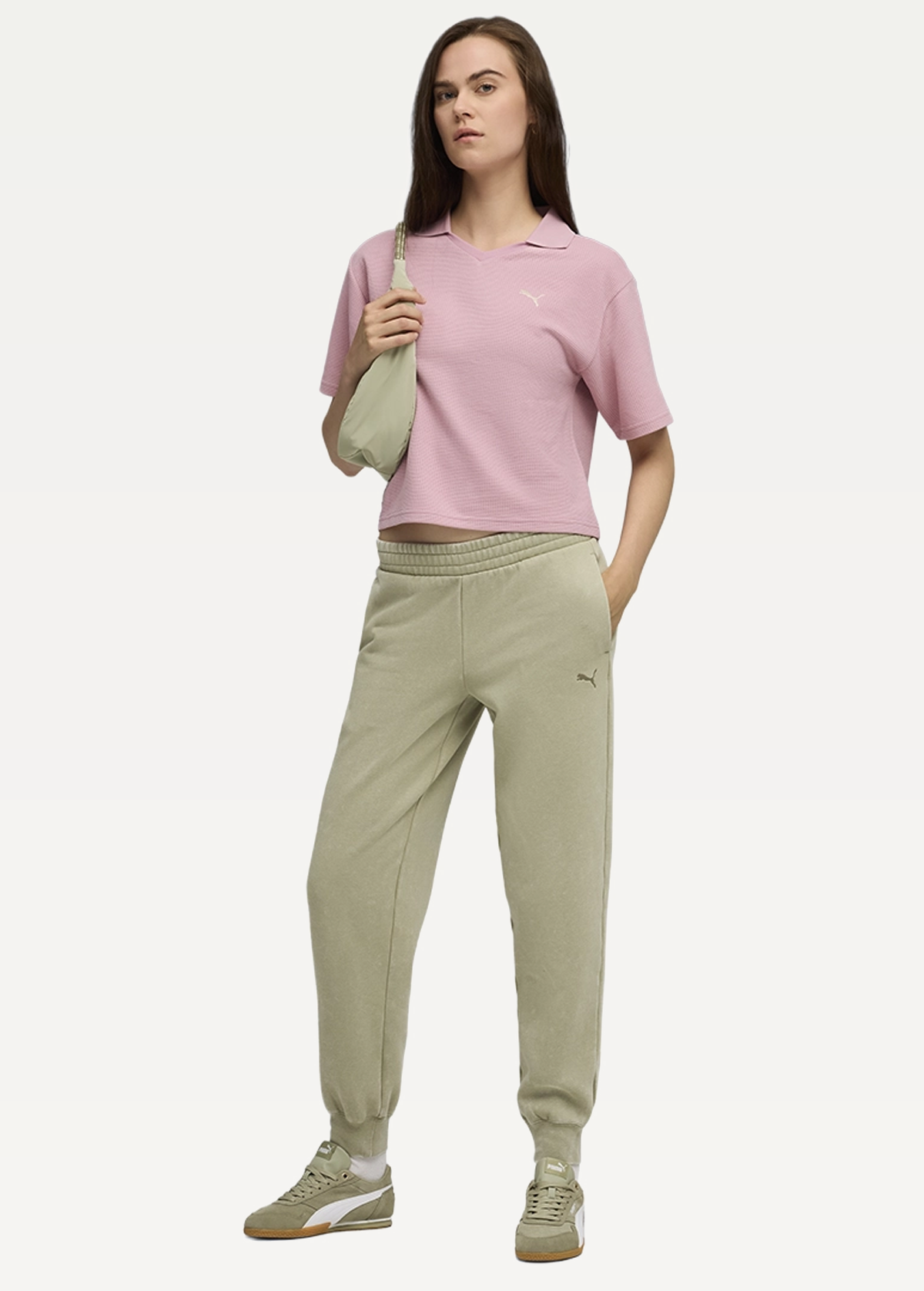 Спортивні штани жіночі PUMA ESS ELEVATED Wash Sweatpants Lux Army