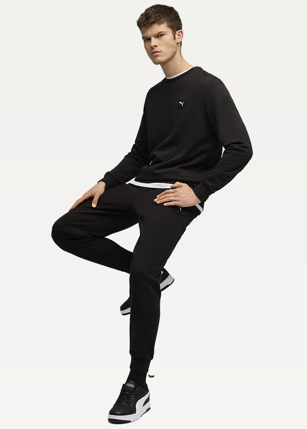 Спортивний костюм чоловічий PUMA ESS Elevated Crew Sweat Suit чорного кольору