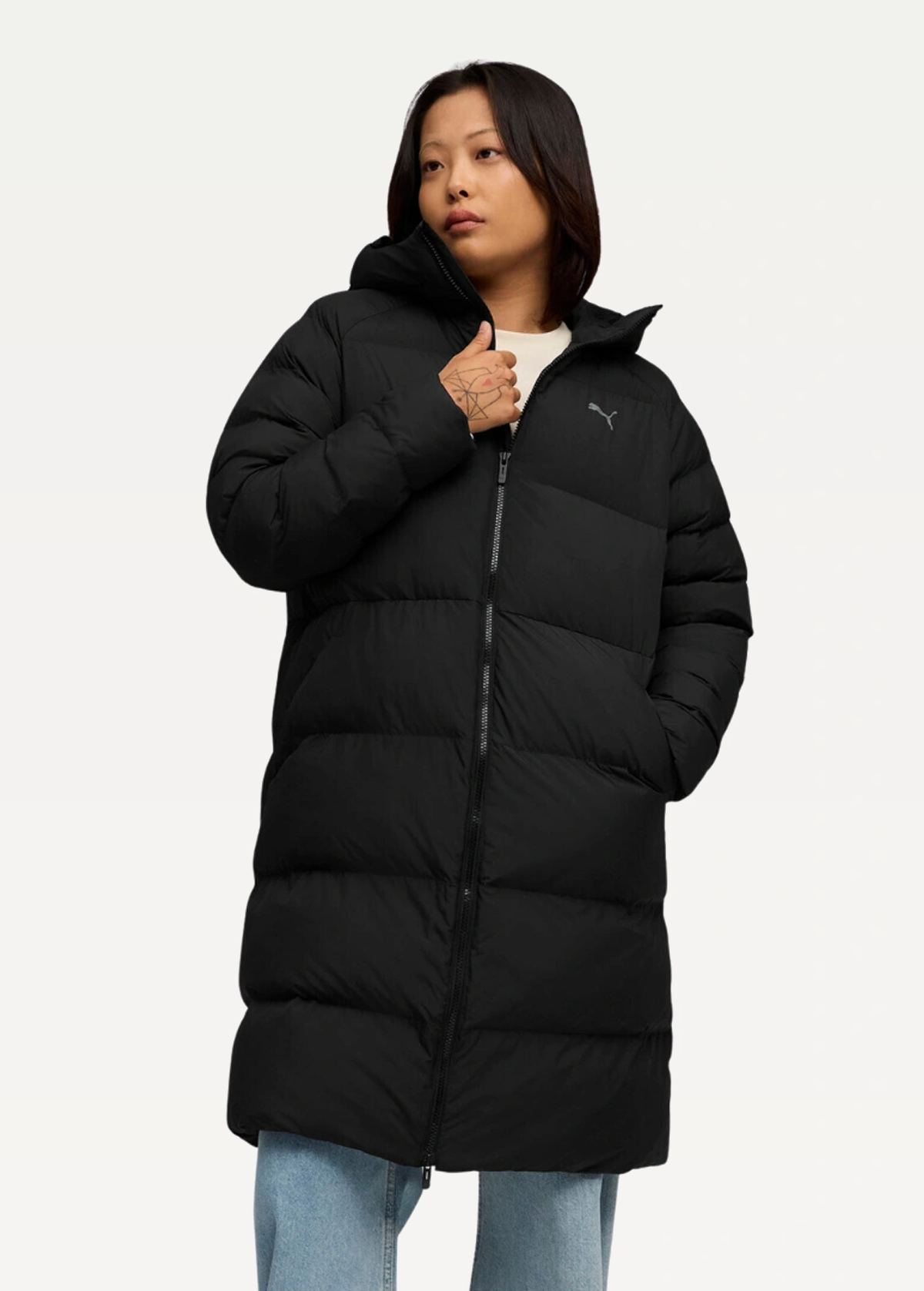 Куртка женская PUMA Mono Hooded Parka черного цвета