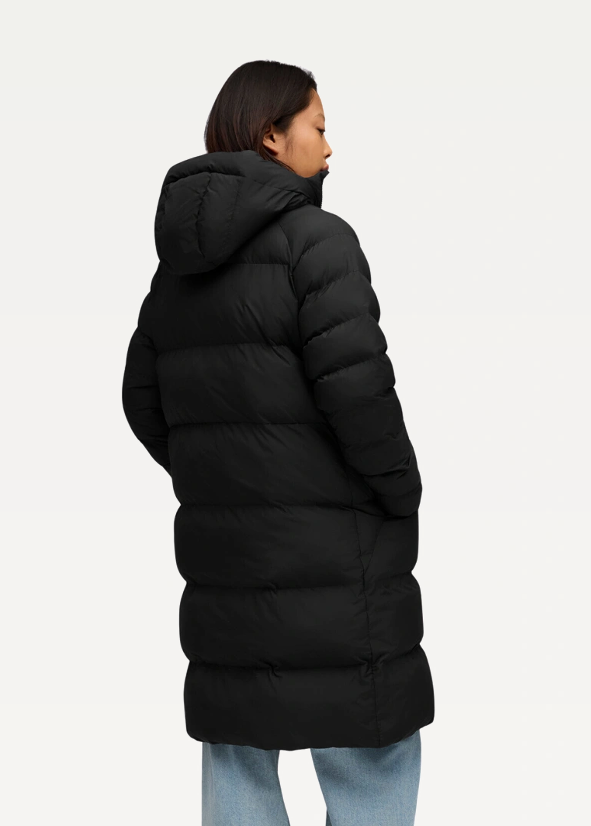 Куртка женская PUMA Mono Hooded Parka черного цвета