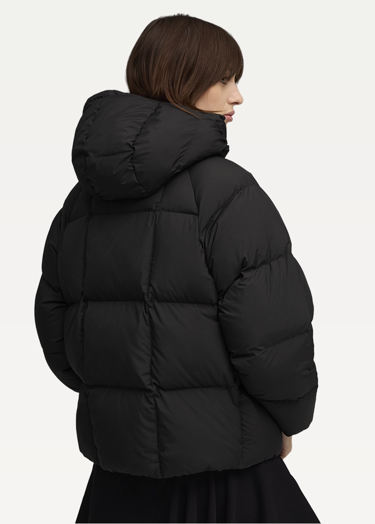 Куртка пуховик жіночий PUMA Hooded Down Puffer Jacket чорного кольору
