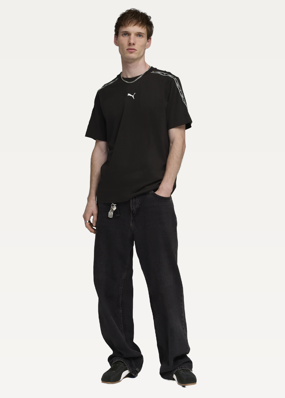 Футболка чоловіча PUMA ESS TAPE Tee Black чорного кольору