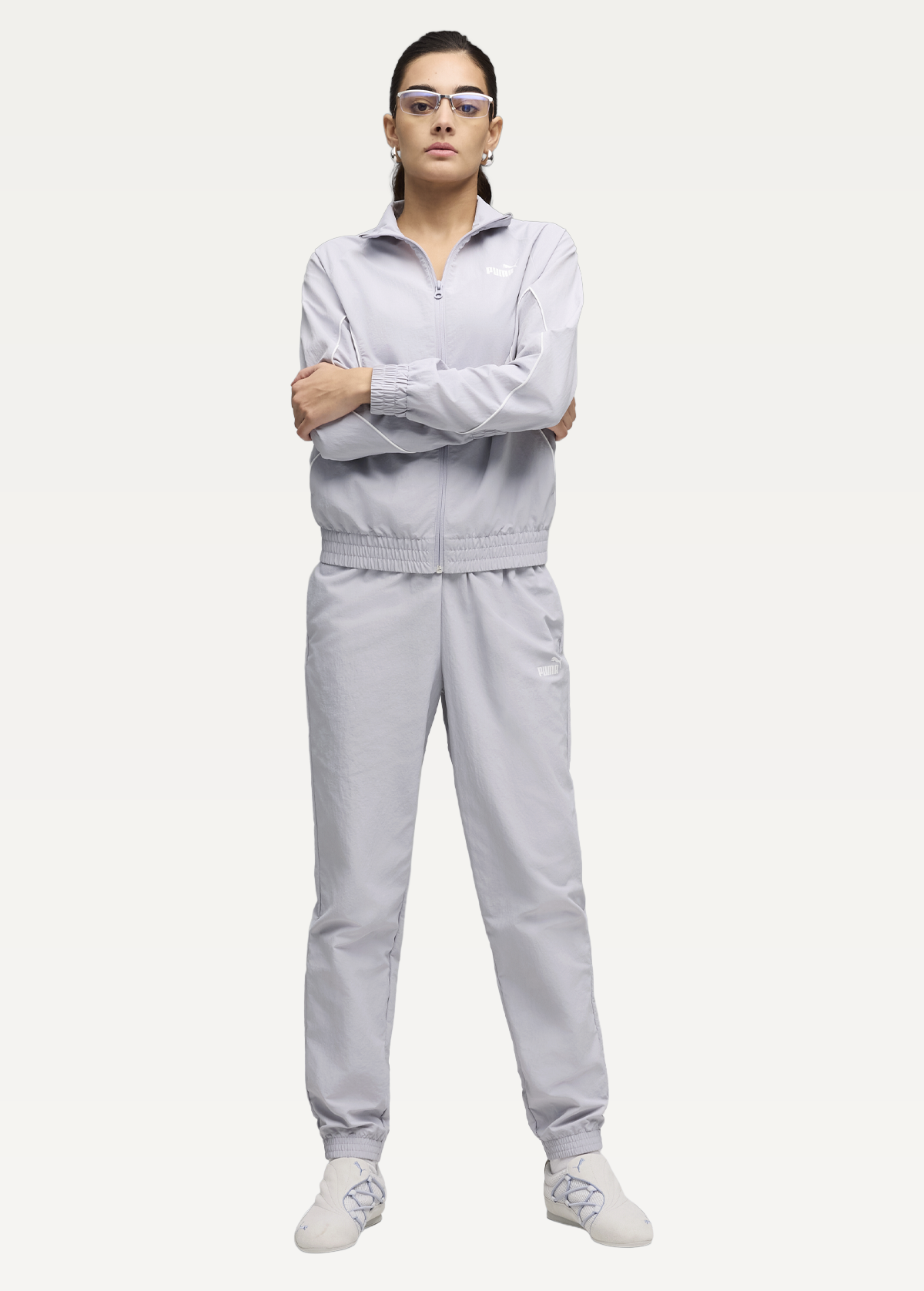 Спортивний костюм жіночий PUMA Woven Tracksuit cl Vibrant Silver