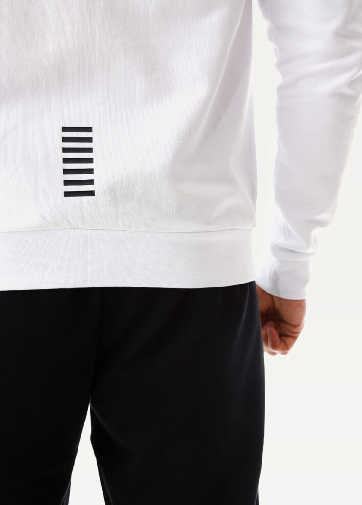 Спортивный костюм EA7 Emporio Armani черно-белого цвета (8NPV80 PJ05Z 22BA)