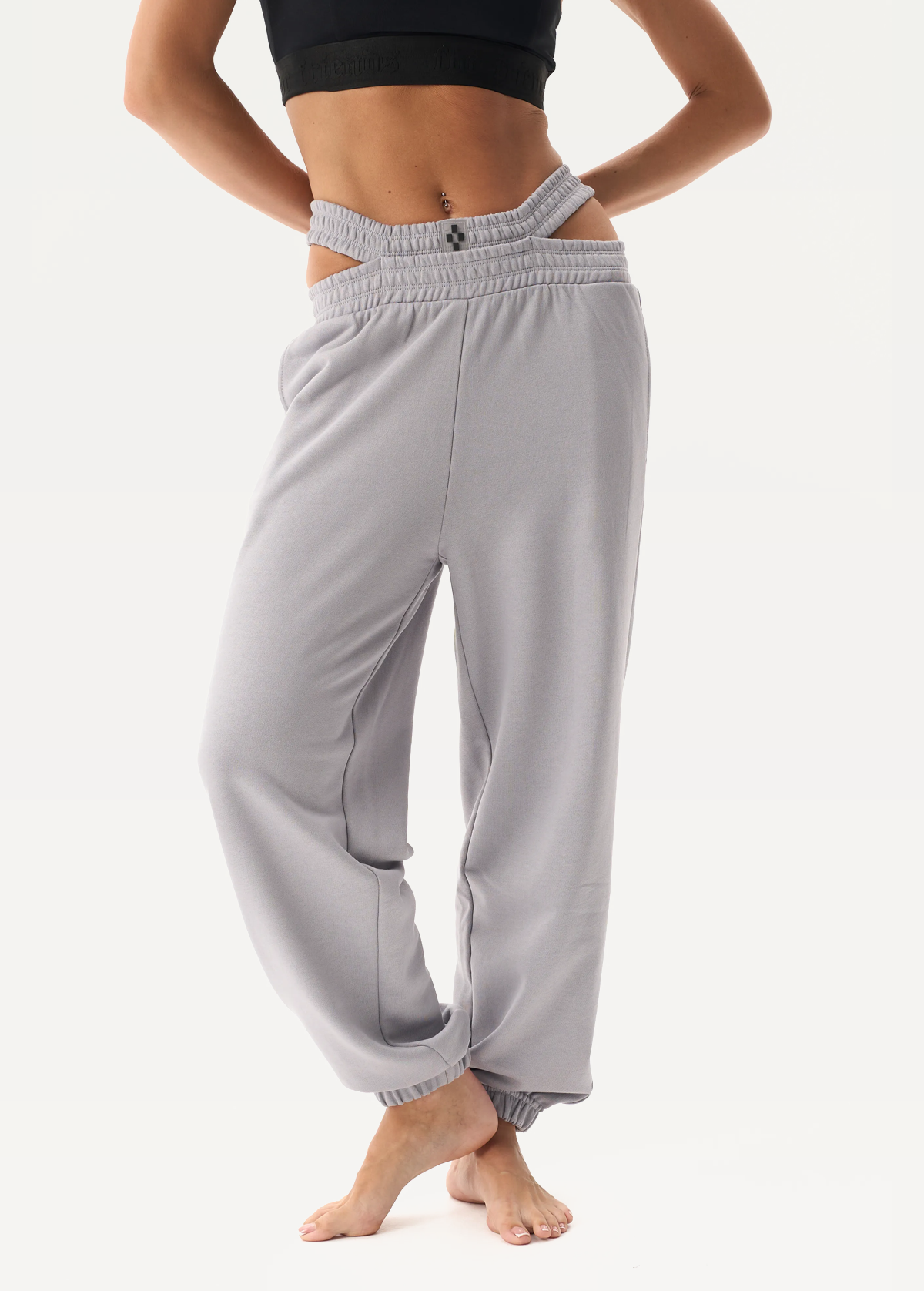 Штани FRND FOR FRIENDS Spicy жіночі cірого кольору