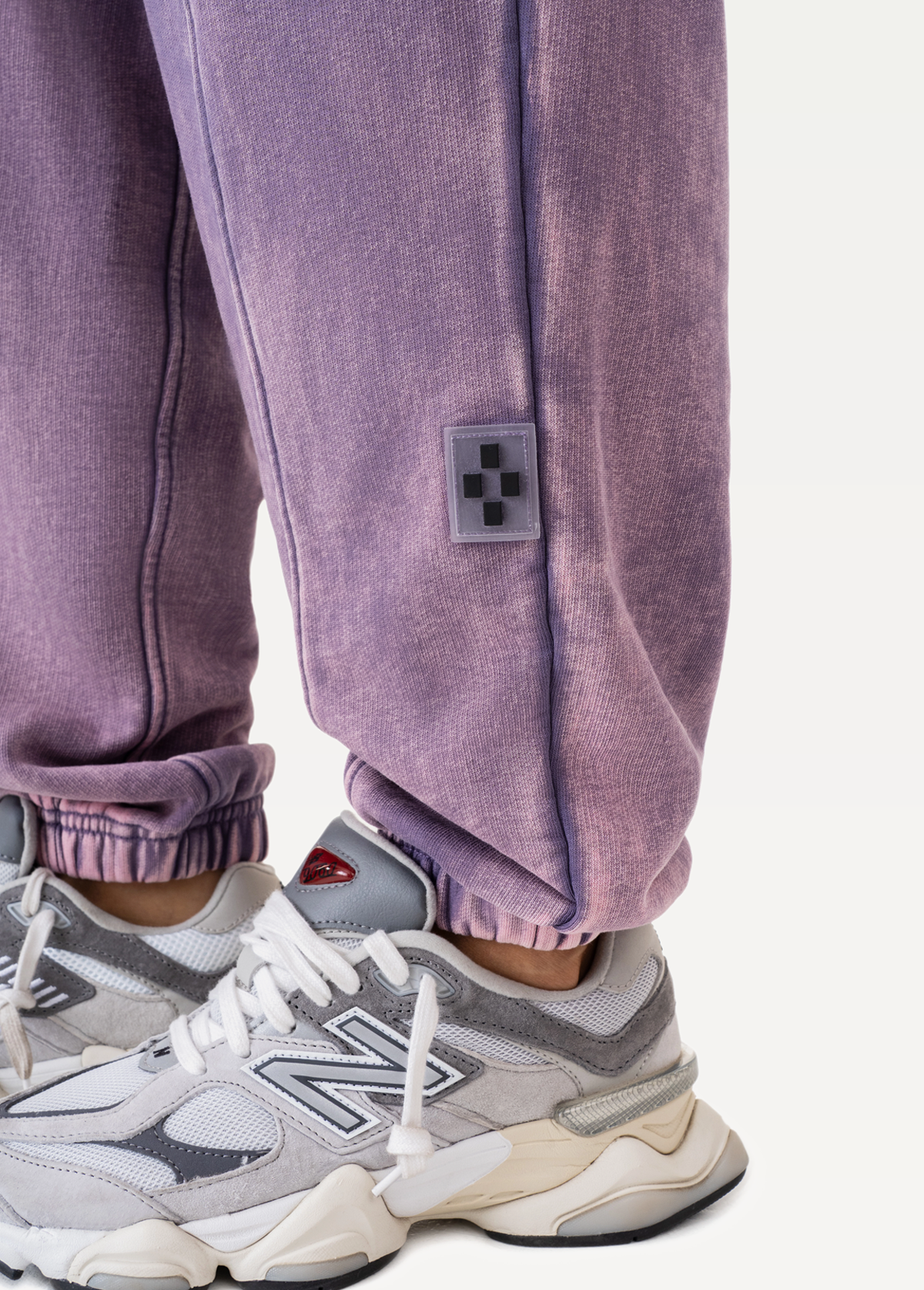 Штани жіночі FRND FOR FRIENDS Accent фіолетового кольору