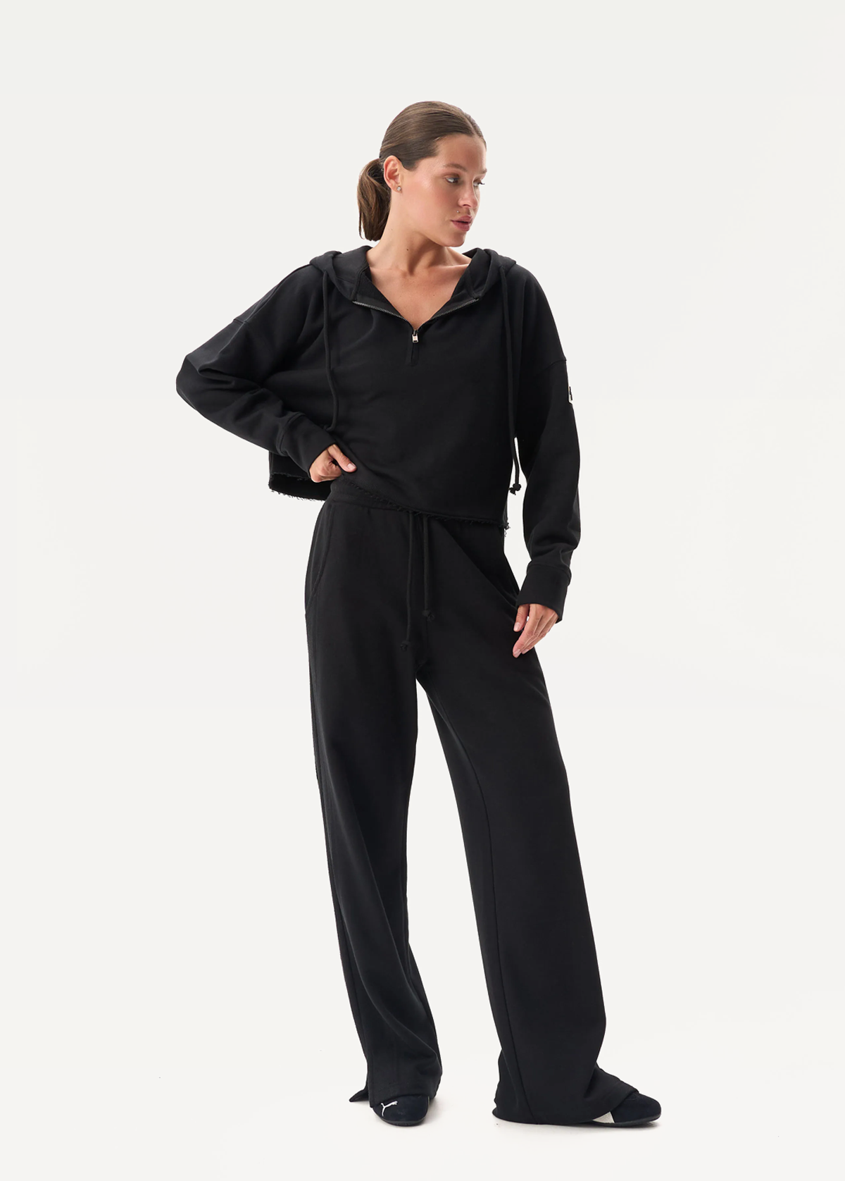 Штаны FRND FOR FRIENDS Mirra женские черного цвета