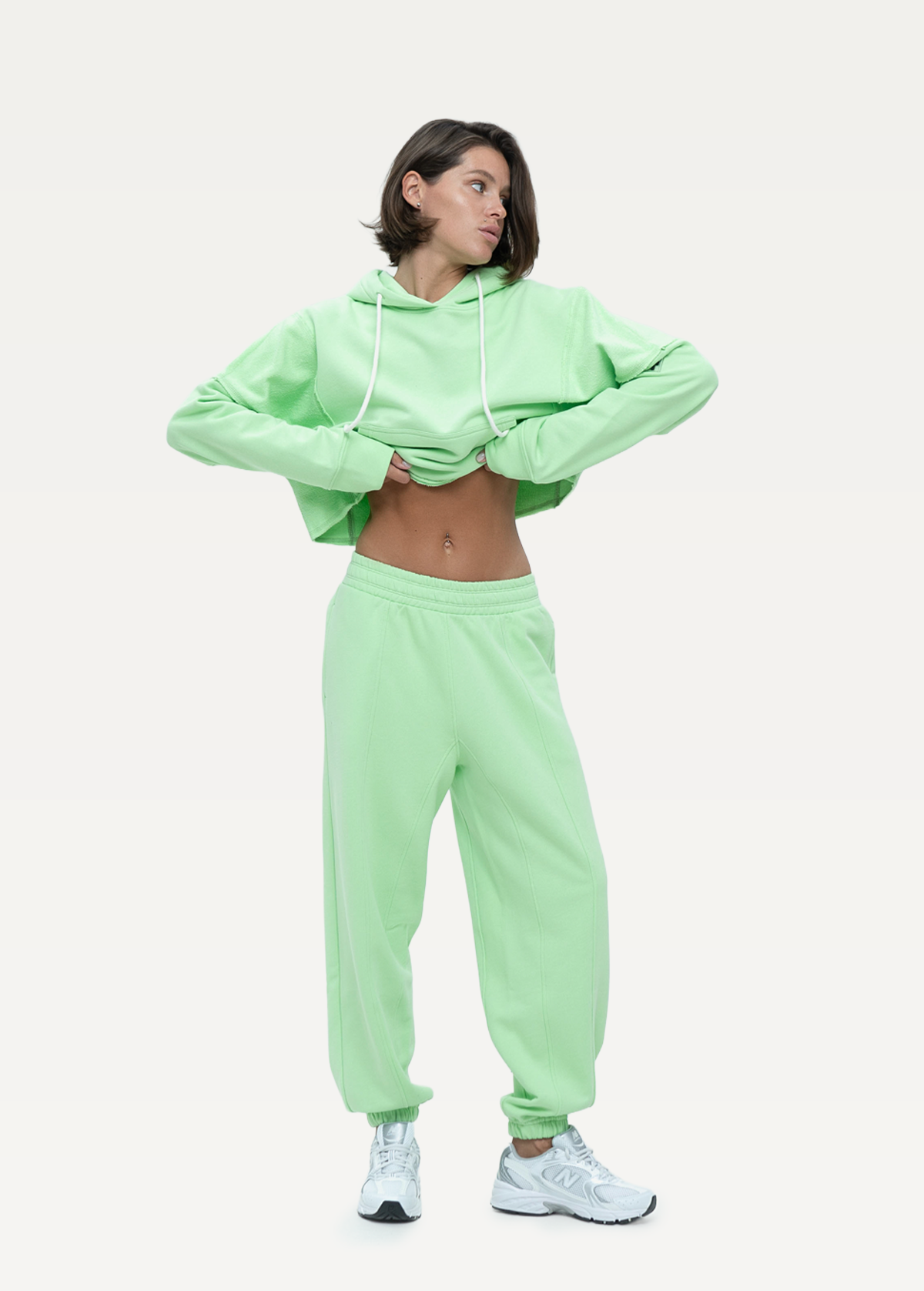 Кроп-худі FRND FOR FRIENDS Viola світло-зеленого кольору