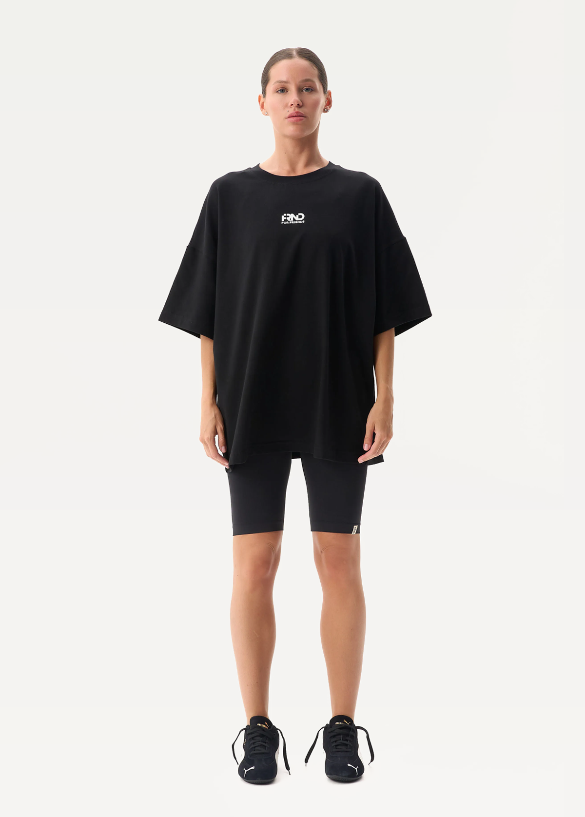 Футболка FRND FOR FRIENDS Volume жіноча чорного кольору
