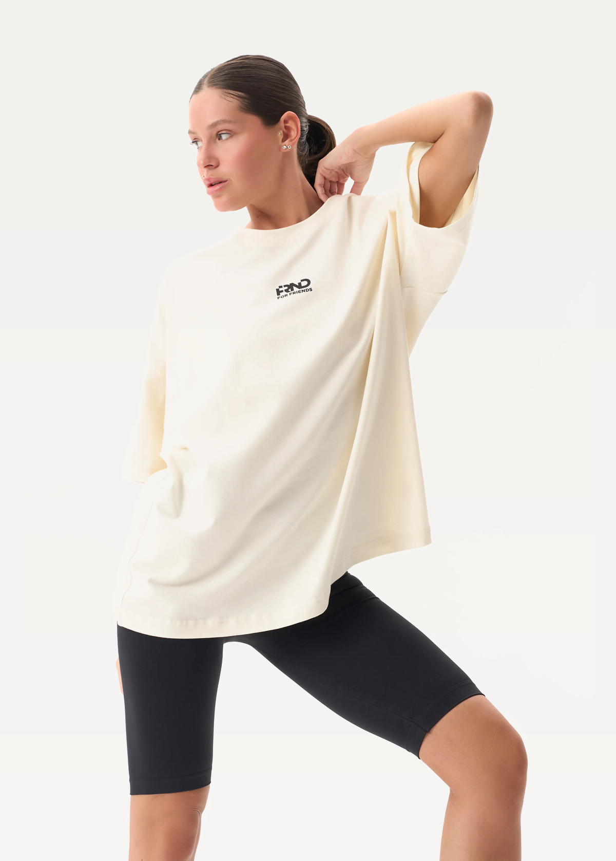 Футболка FRND FOR FRIENDS Volume жіноча молочного кольору