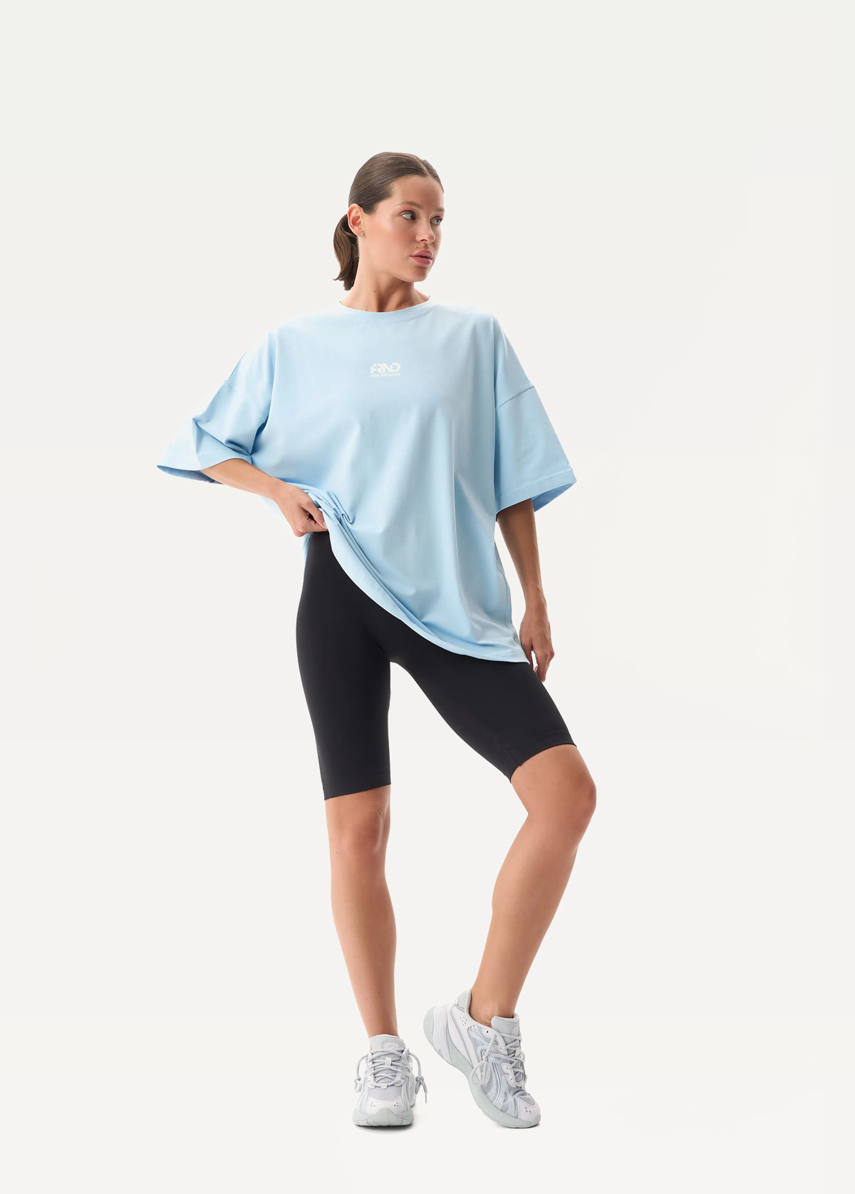 Футболка FRND FOR FRIENDS Volume женская небесно-голубого цвета