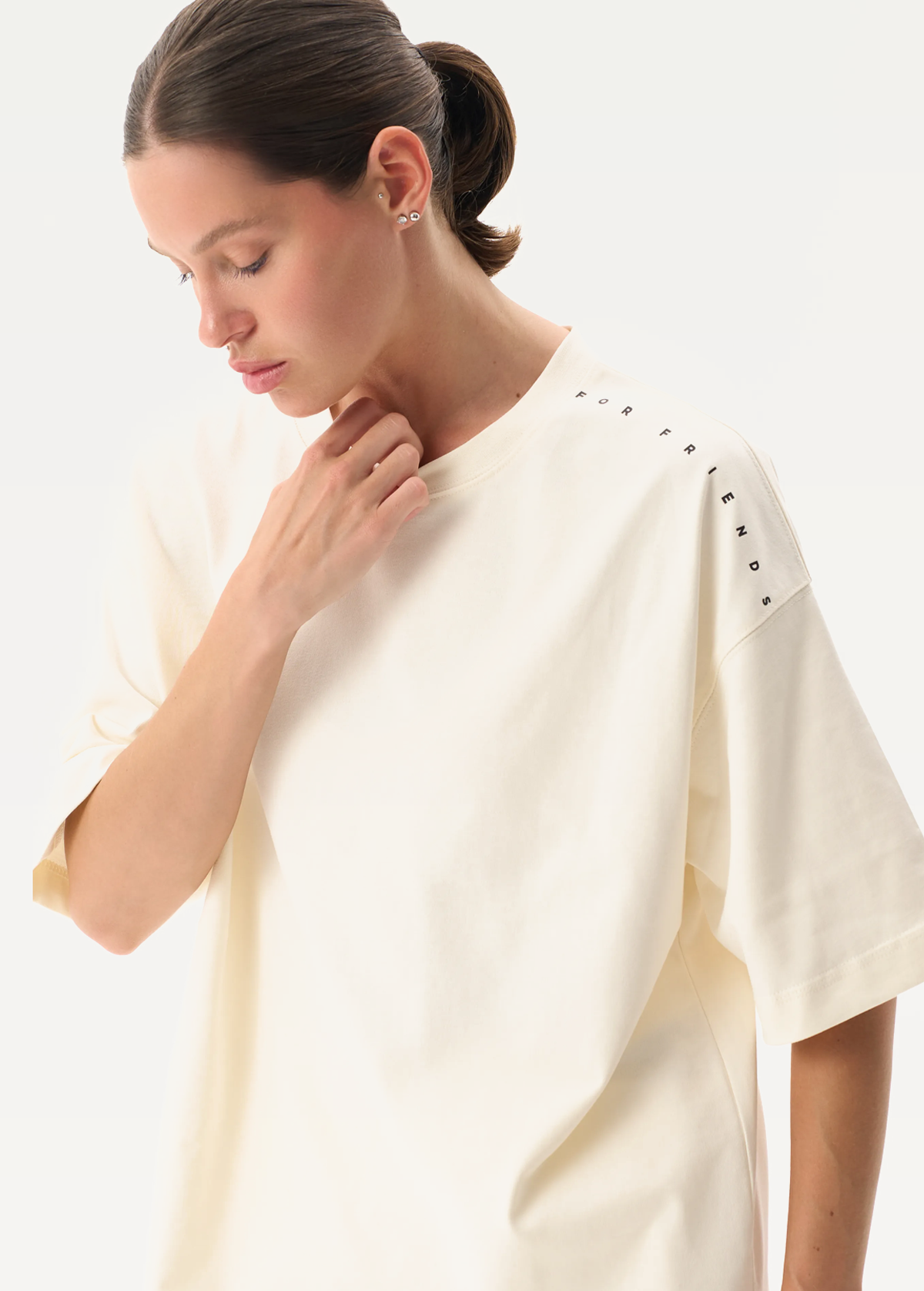 Футболка FRND FOR FRIENDS Long жіноча чорного кольору