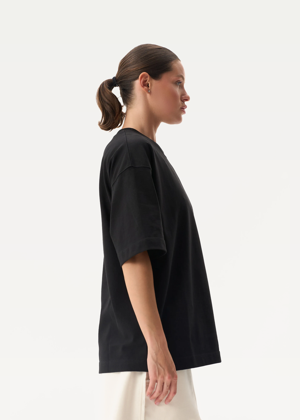 Футболка FRND FOR FRIENDS Long жіноча молочного кольору