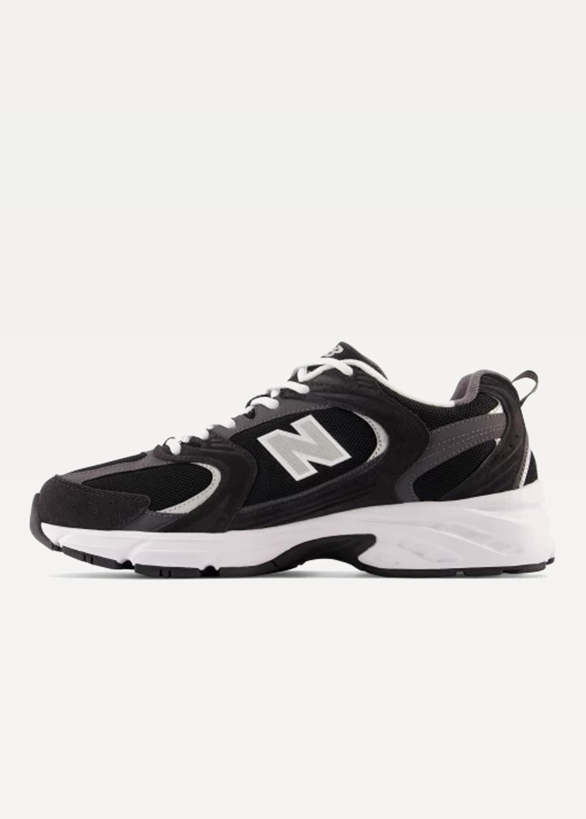 Кросівки чоловічі New Balance 530 чорно-білого кольору
