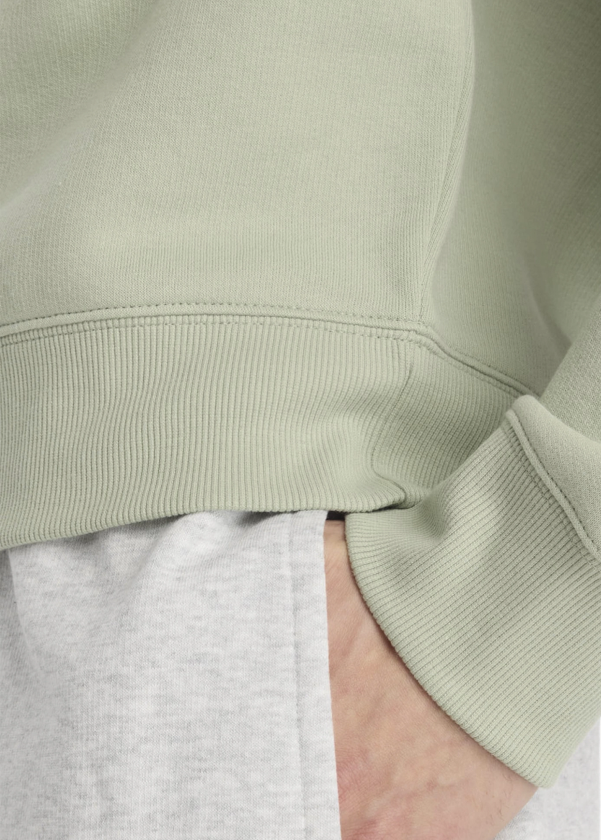 Світшот чоловічий New Balance Essentials зеленого кольору