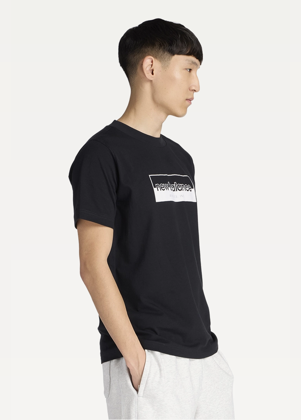 Футболка чоловіча New Balance Rectangular Logo чорного кольору