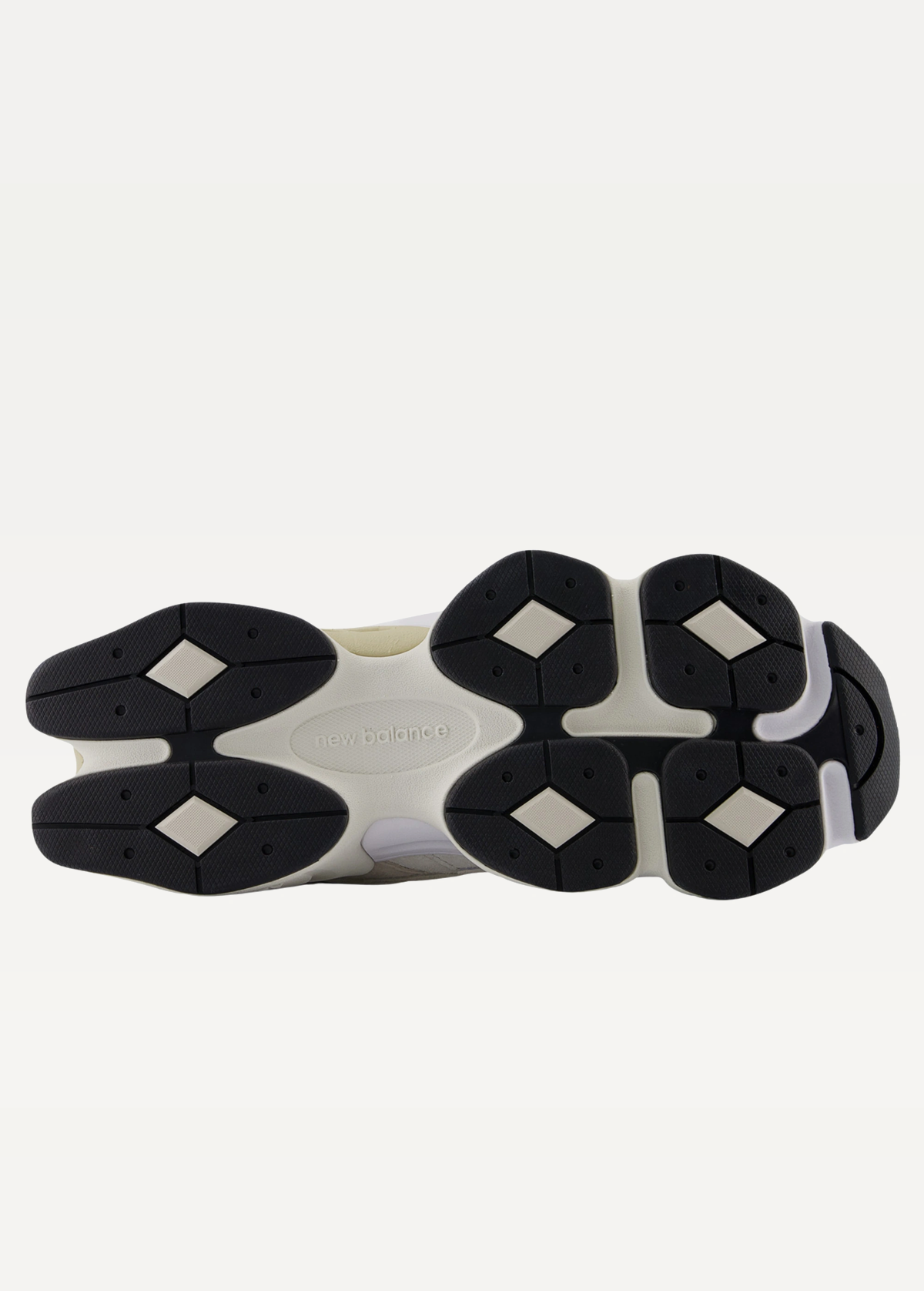 Кросівки жіночі New Balance 9060 бежевого кольору