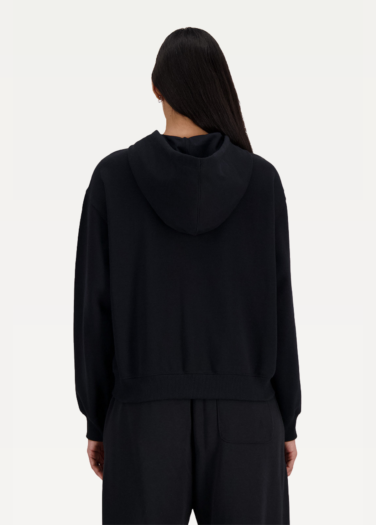 Худі жіноче New Balance Essentials Fleece FZ чорного кольору