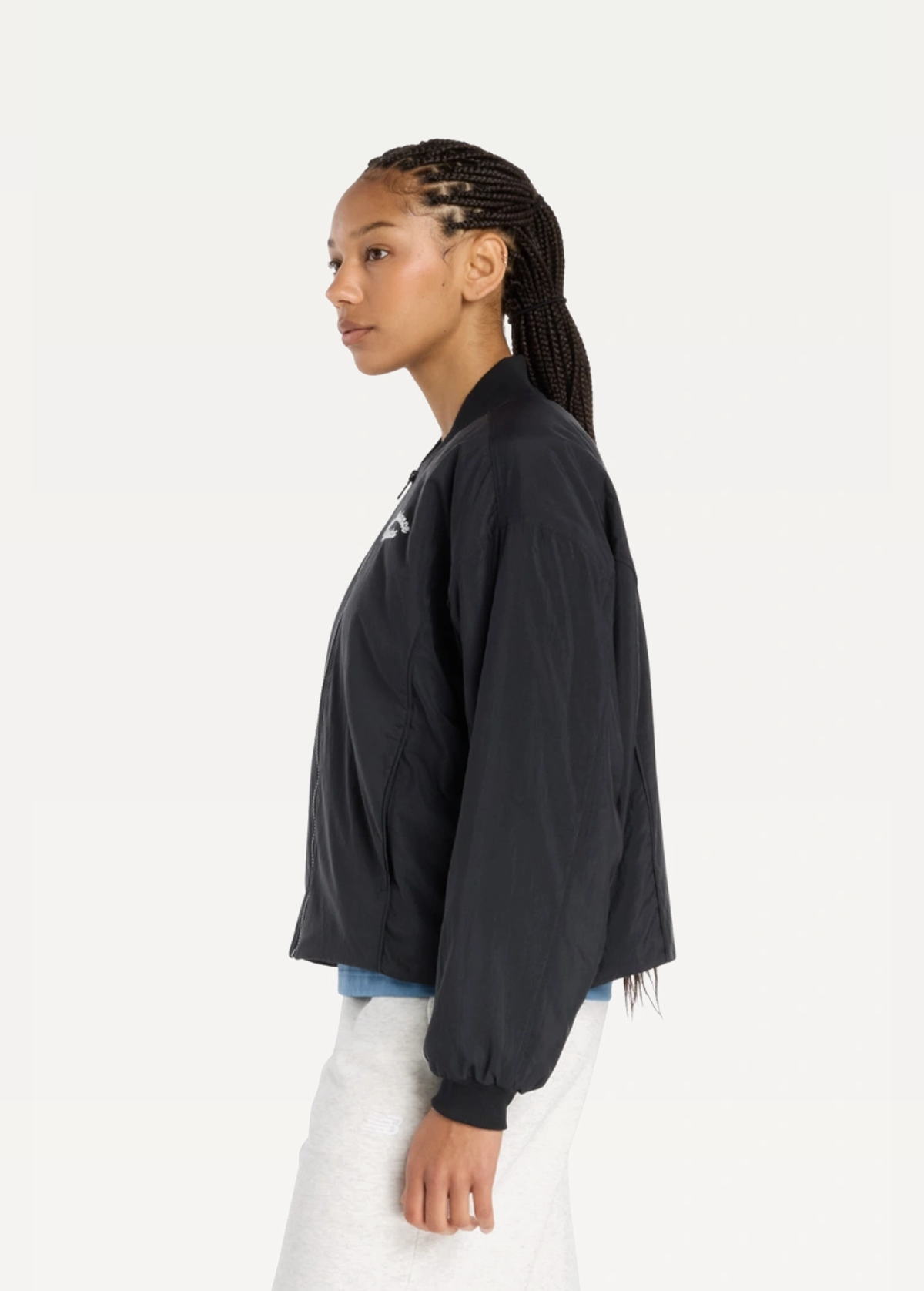 Куртка бомбер жіноча New Balance Reimagined чорного кольору