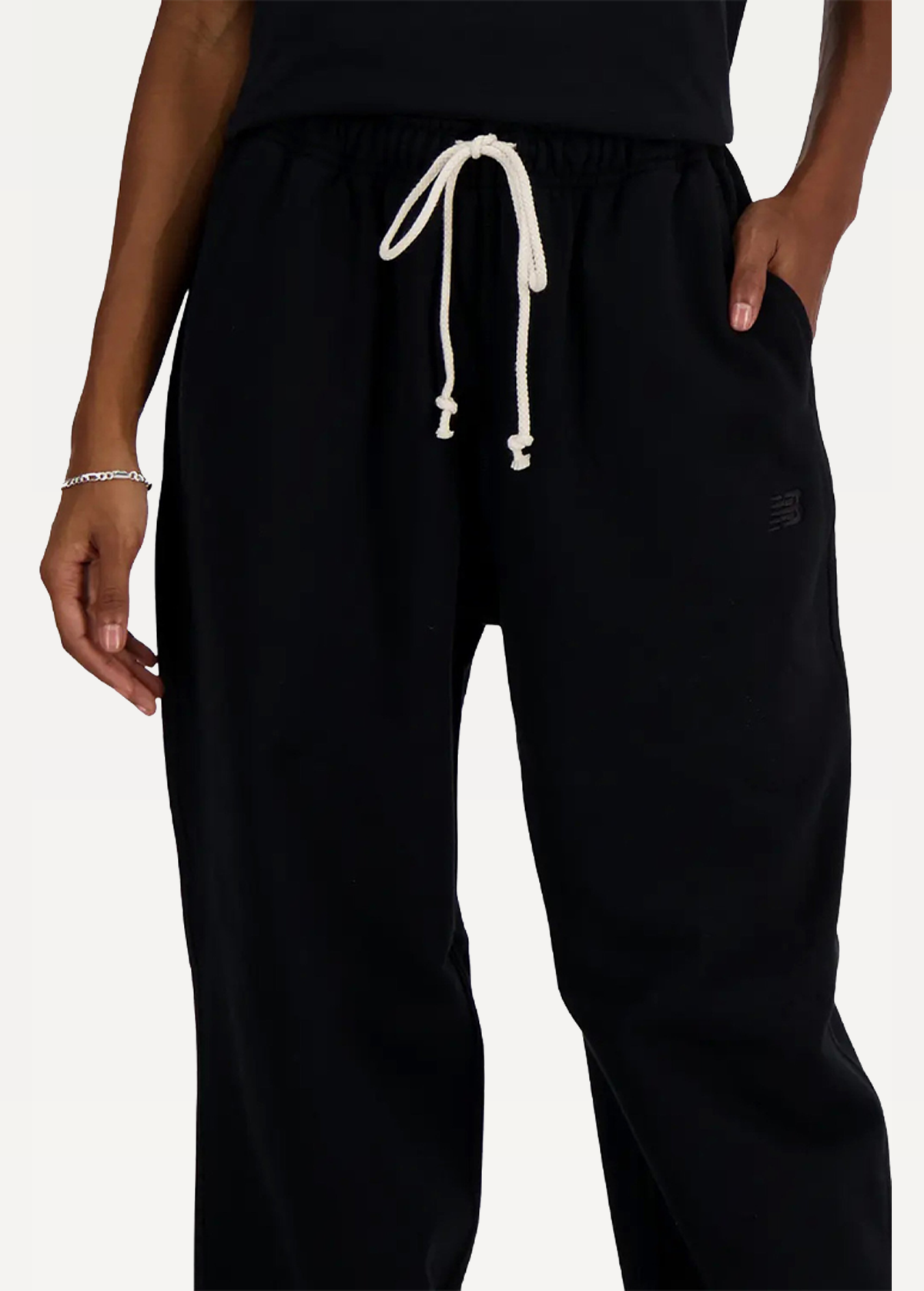 Штани жіночі New Balance NB Athletics чорного кольору