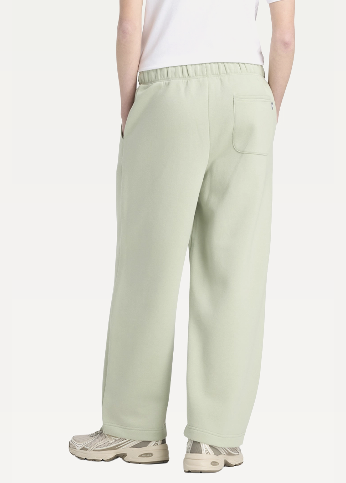 Штани жіночі New Balance Linear Heritage зеленого кольору