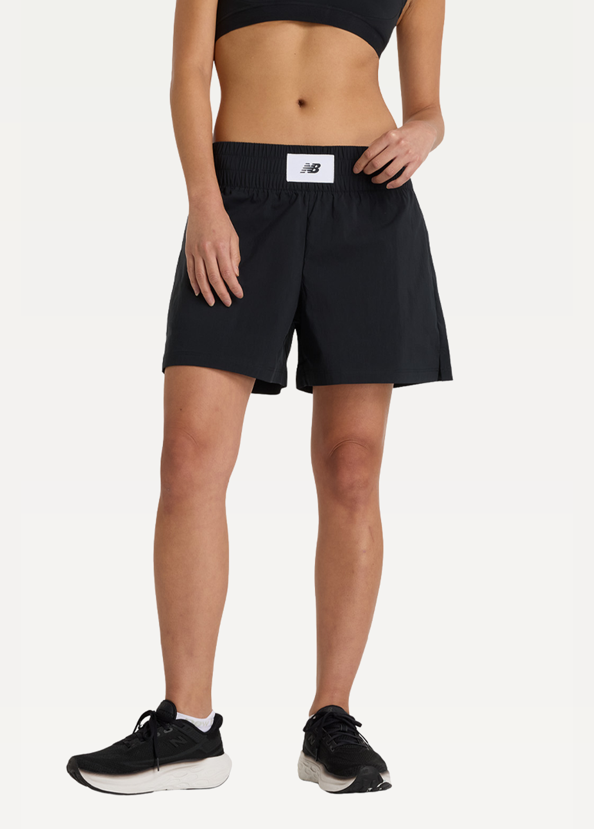 Шорты женские New Balance Pull On Boxer черного цвета