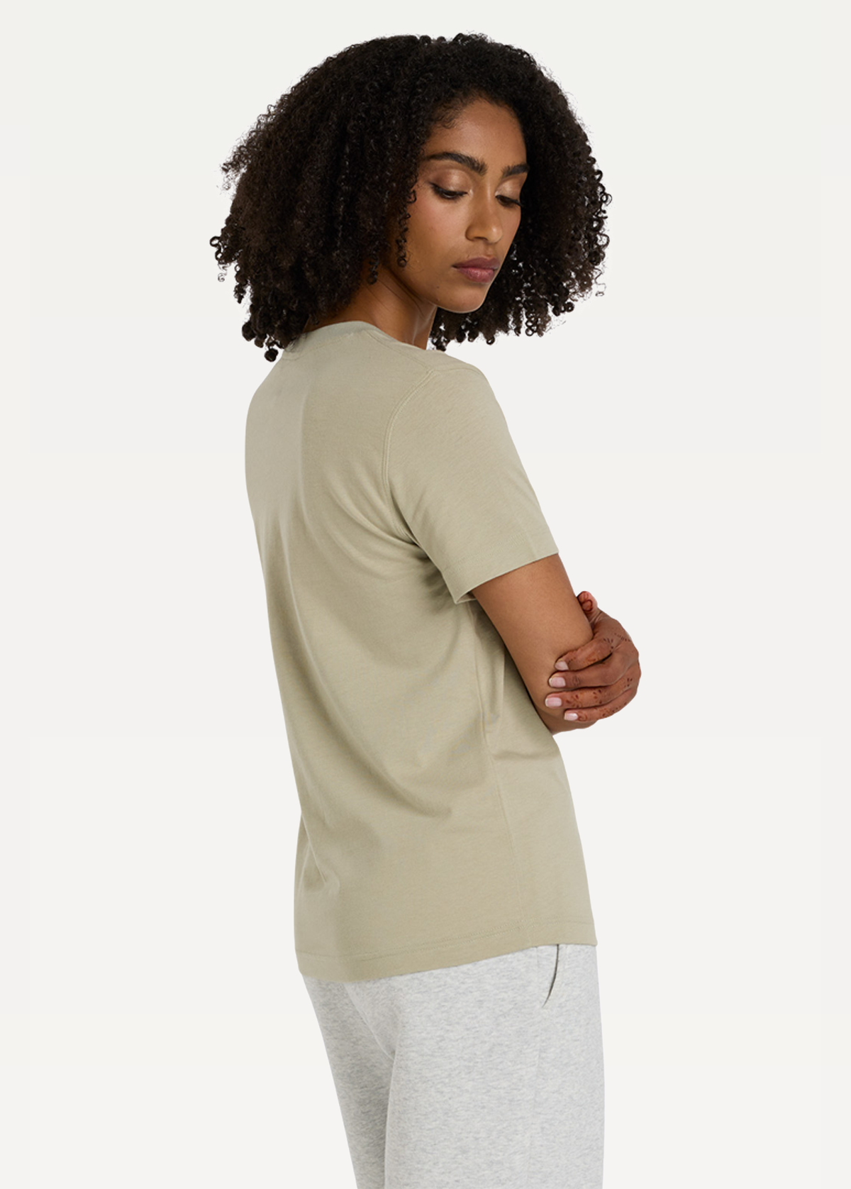 Футболка женская New Balance Sport Essentials Jersey Logo оливкового цвета