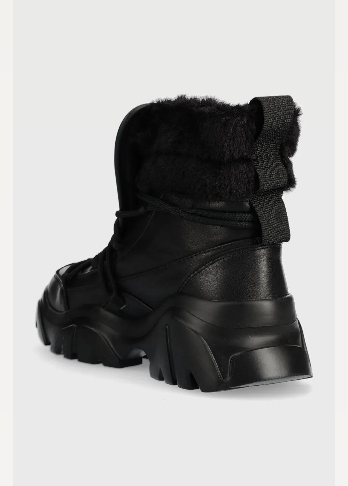 Ботинки женские EA7 Emporio Armani Boot черного цвета