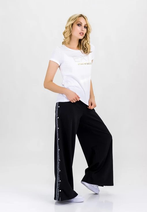 Футболка женская спортивная Emporio Armani EA7 белого цвета