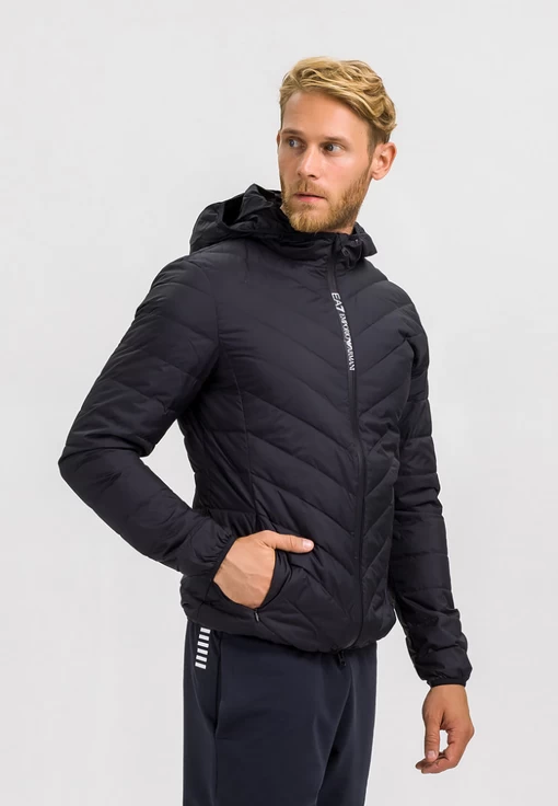 Пуховик мужской EA7 Emporio Armani черного цвета