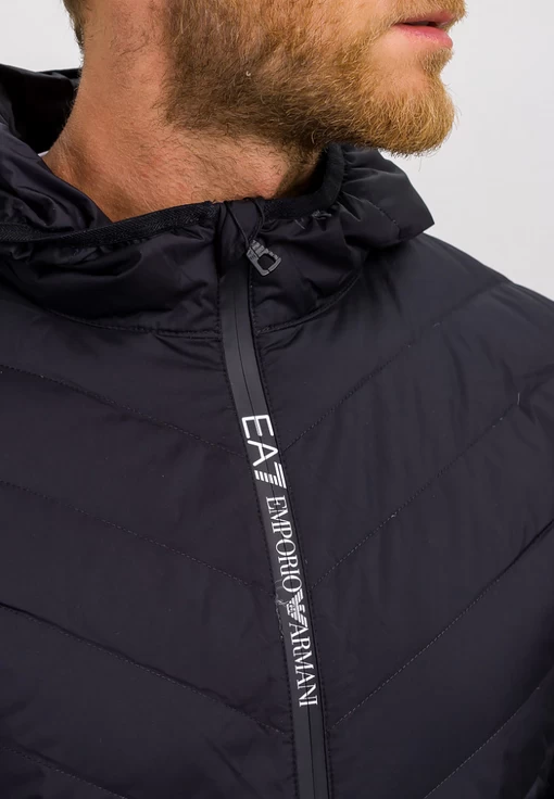 Пуховик мужской EA7 Emporio Armani черного цвета