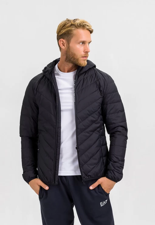 Пуховик мужской EA7 Emporio Armani черного цвета