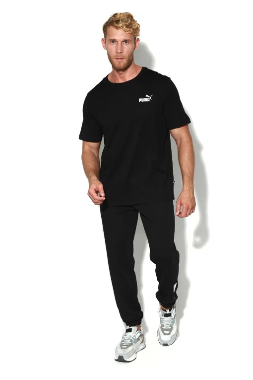 Футболка мужская Puma ESS Small Logo Tee черного цвета