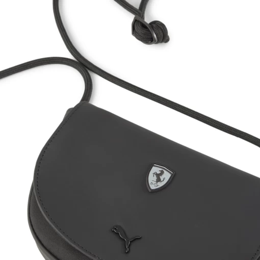 Сумка женская Puma Ferrari SPTWR Wmn Xbdy Pouch черного цвета