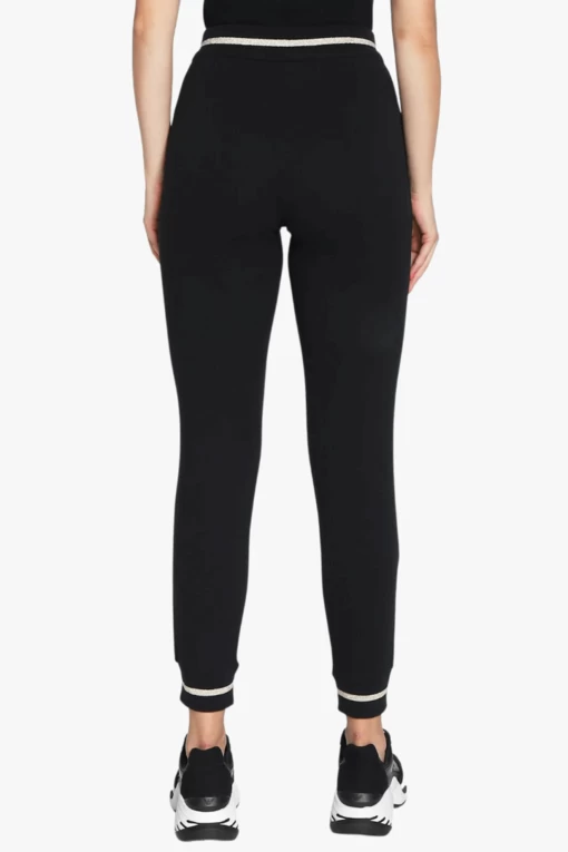 Спортивный костюм женский EA7 Emporio Armani черного цвета (6LTV53 TJCQZ 1200)