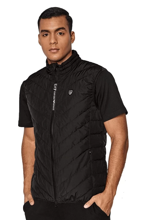 Жилетка мужская EA7 Emporio Armani черного цвета