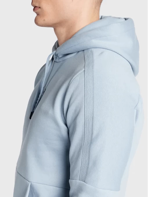 Свитшот мужской EA7 Emporio Armani голубого цвета