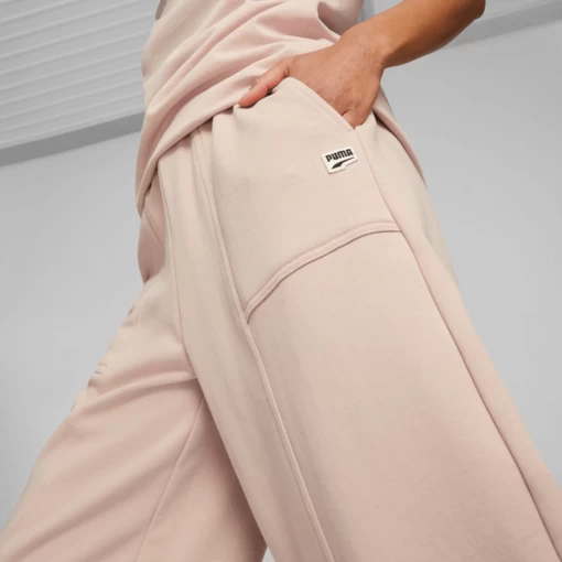 Спортивные штаны женские Puma Downtown Sweatpants розового цвета